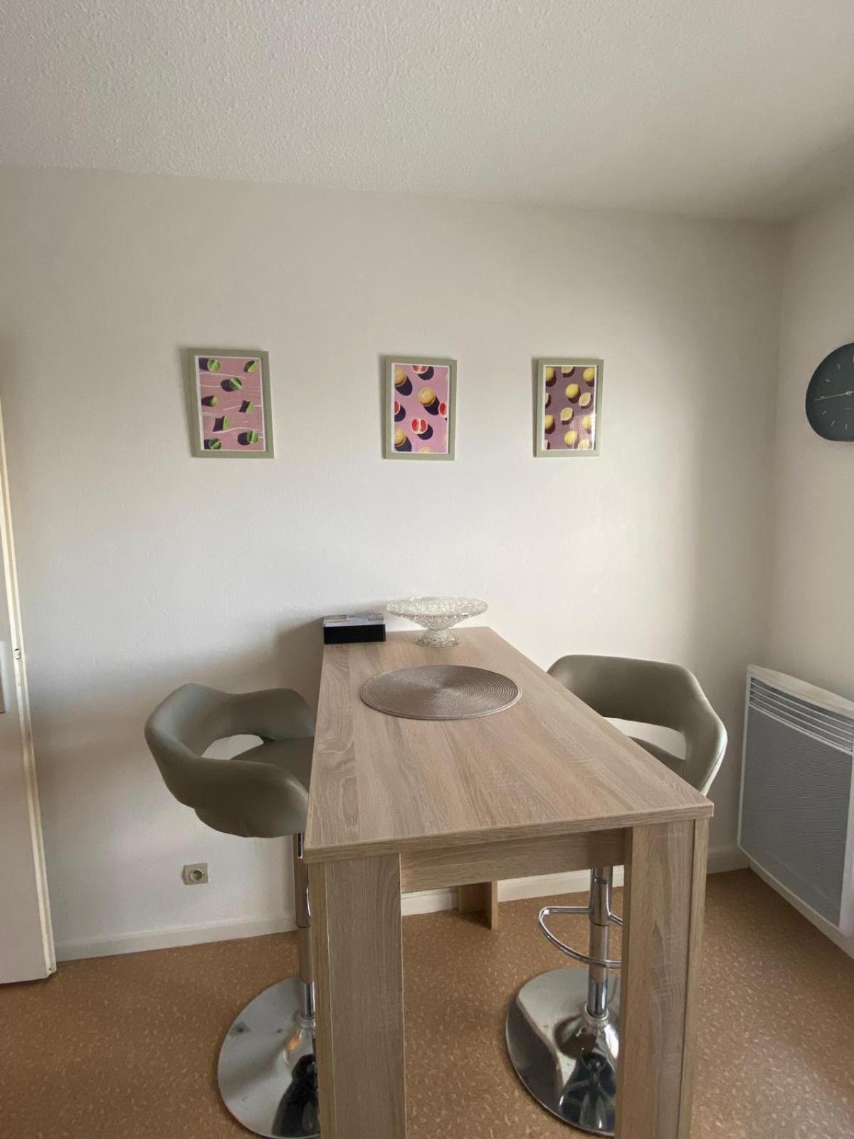 Joli Appartement Proche Gare Мольсайм Экстерьер фото